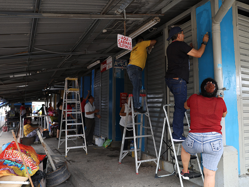 Minga en Mercado artículos varios