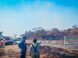 En casi 48 horas, Segura EP coordinó atenciones para controlar 10 incendios forestales en Guayaquil