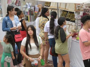 Diversión familiar y ferias en el Malecón 2000, cautiva a propios y a visitantes de otras ciudades