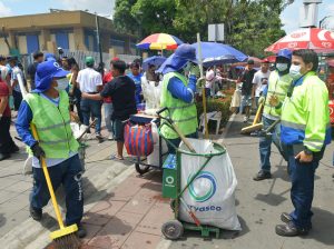 Tras la jornada electoral se recogieron alrededor de 100 toneladas de residuos en Guayaquil