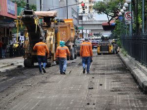 Obras Públicas arranca intervención en calles del centro de Guayaquil